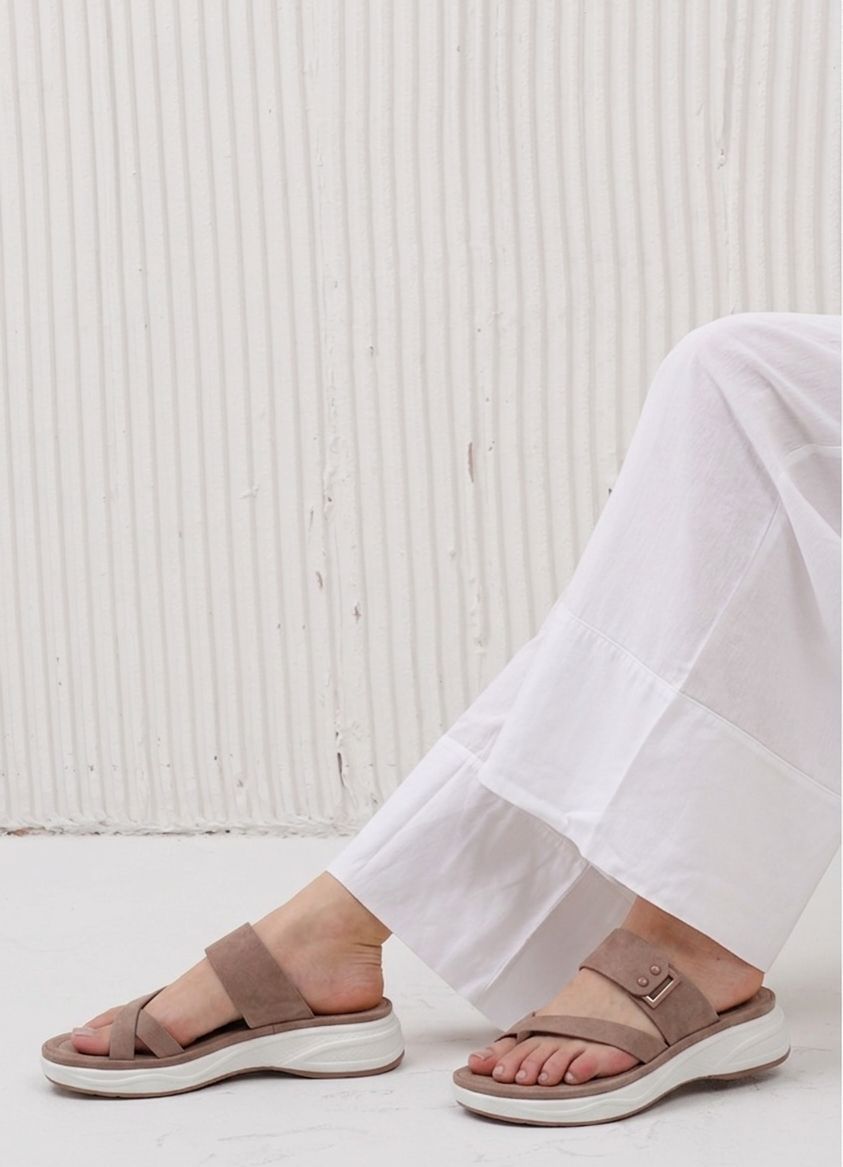 Premium Cross-Strap Sleepers