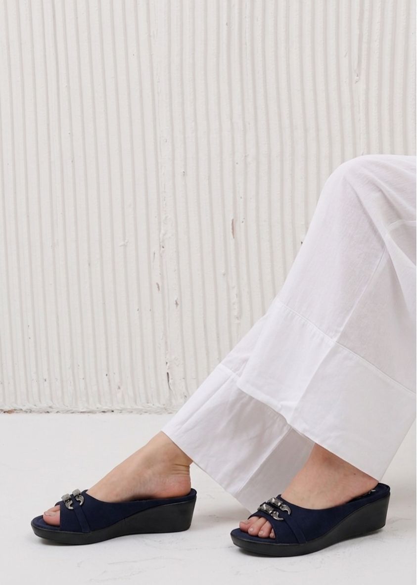 Elegant Crystal Embellished Wedges