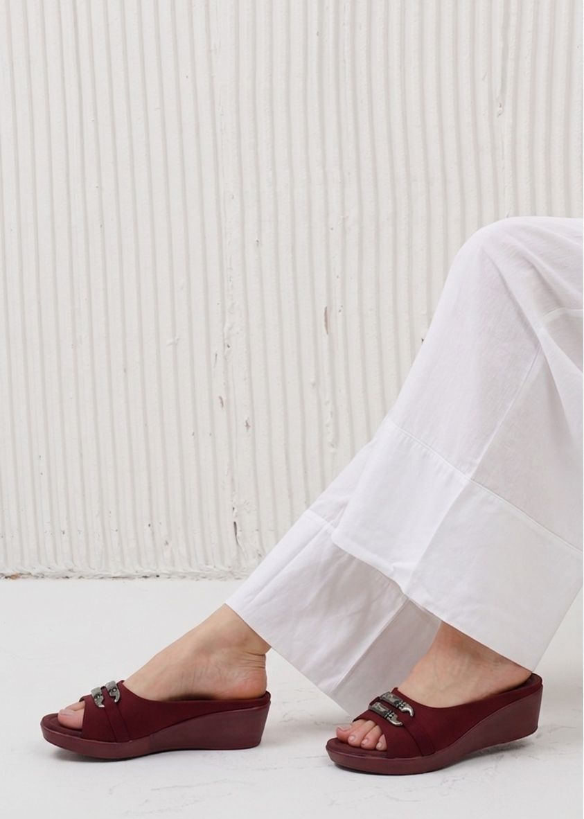 Elegant Crystal Embellished Wedges