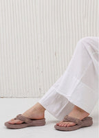 Pleated Strap Comfort Sleepers