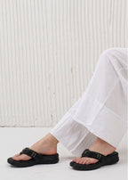Pleated Strap Comfort Sleepers