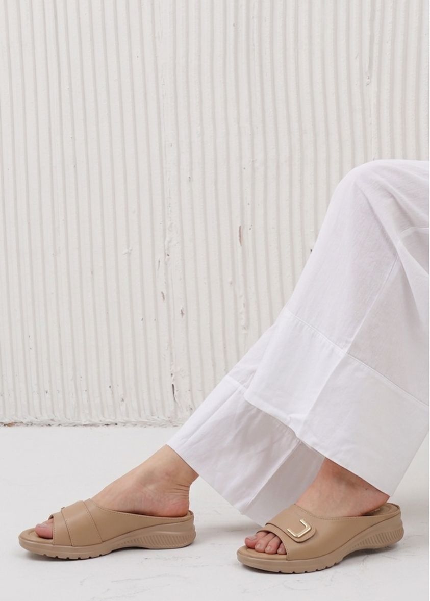 Elegant Buckle Accent Sleepers