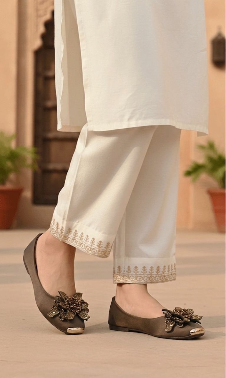 Elegant Floral Embellished Pumps