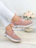 Nike Run Sneakers Pink – ladies Nike shoes Pakistan cushioned sole Inayat Shoes