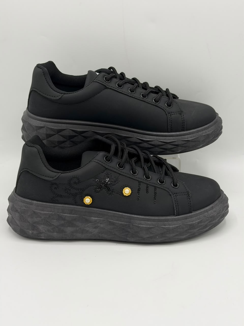 Women Pearl Sneakers Inayat Shoes