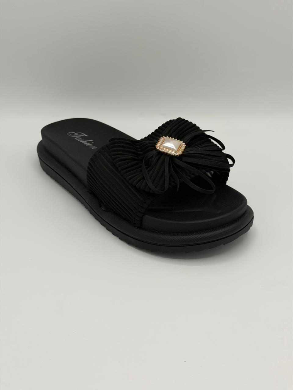 Women's Ruffle Bow Flat Slides with Pearl Brooch — Black & Maroon