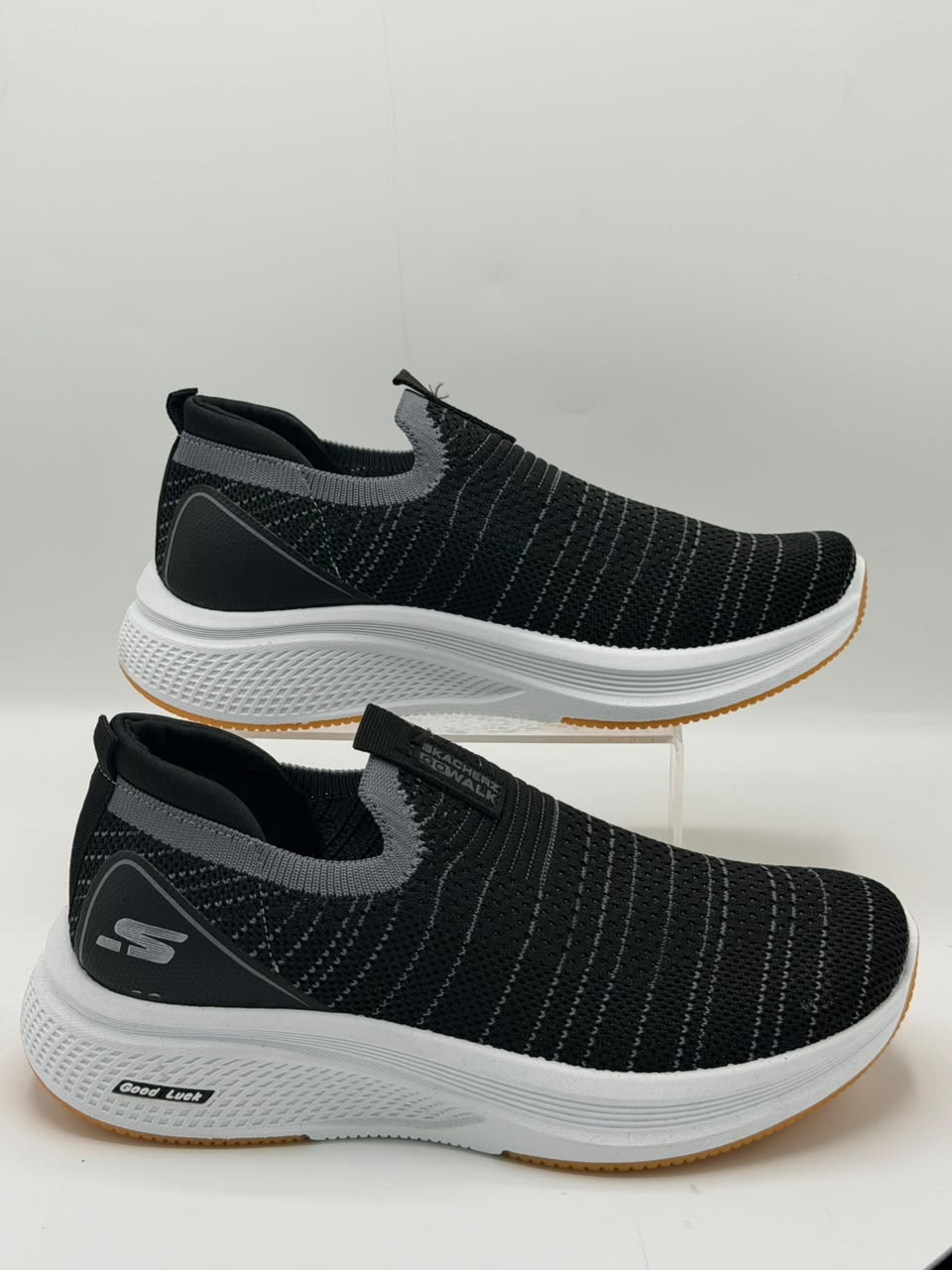 Knit Slip Sneaker Inayat Shoes